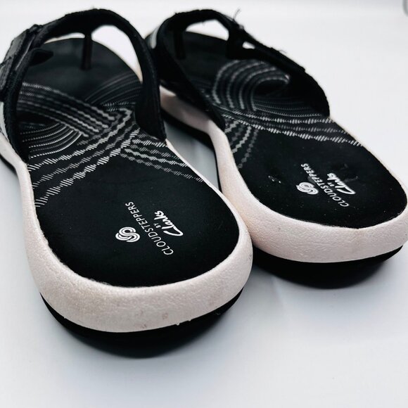 SIZE 10 Clarks Cloudsteppers Breeze Sea Black Patent Flip Fllops - Picture 6 of 8